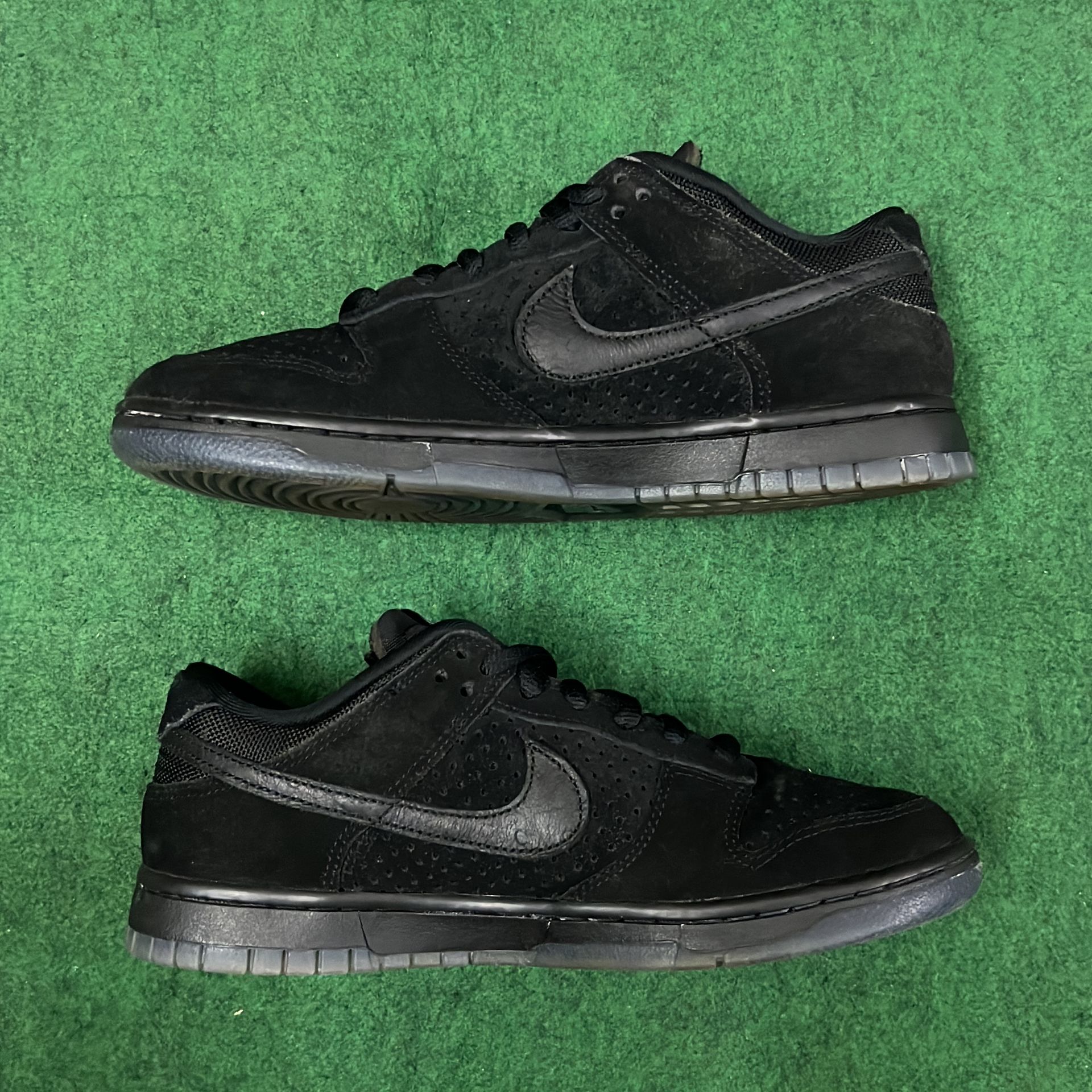 Nike Undefeated x Dunk Low 'Dunk vs AF1'