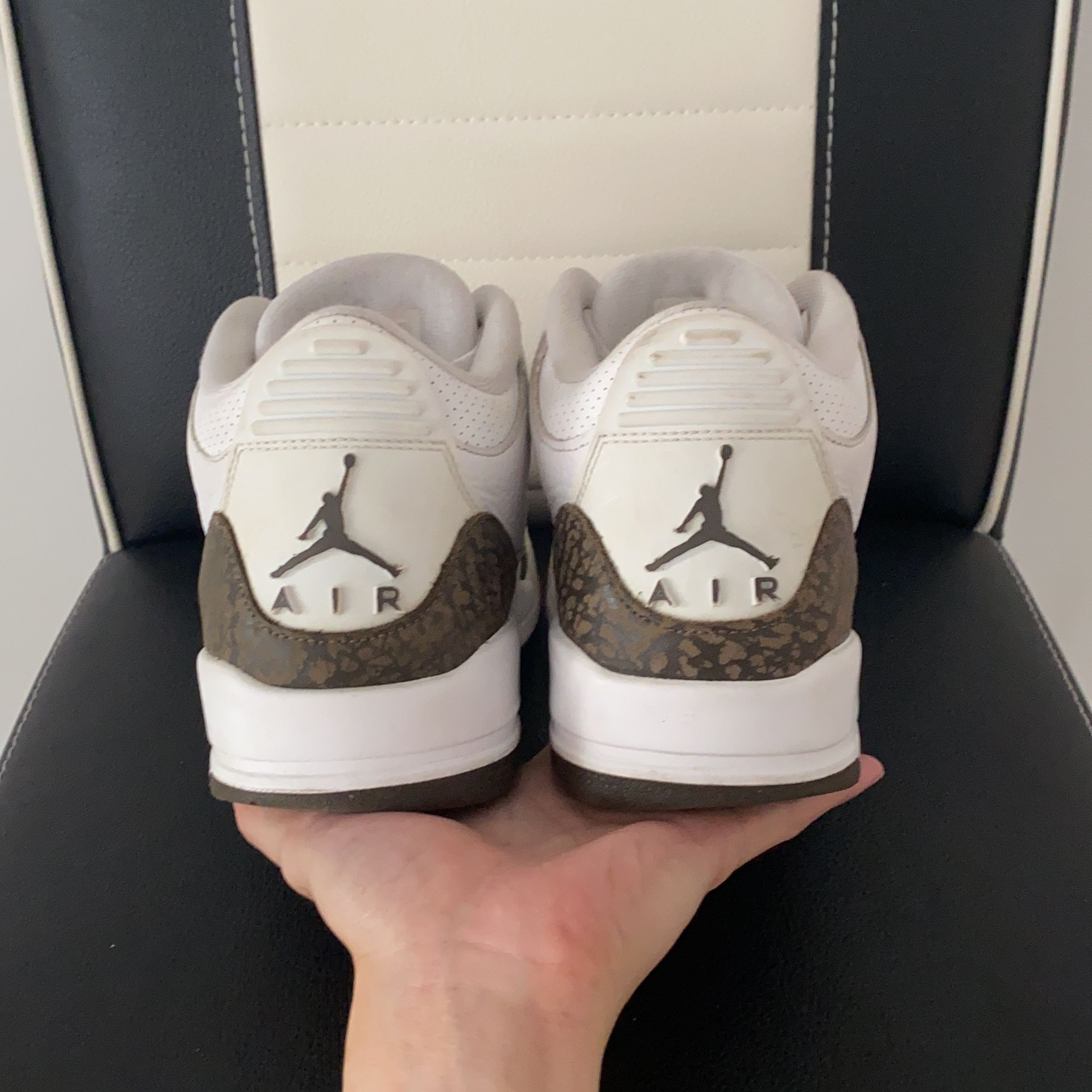 Air Jordan 3 Retro 'Mocha' 2018