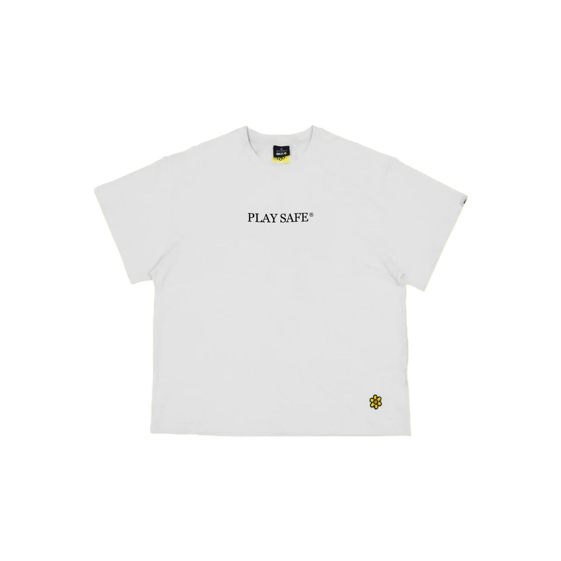 Water The Plant Smiley Play Safe T-shirt 'White'